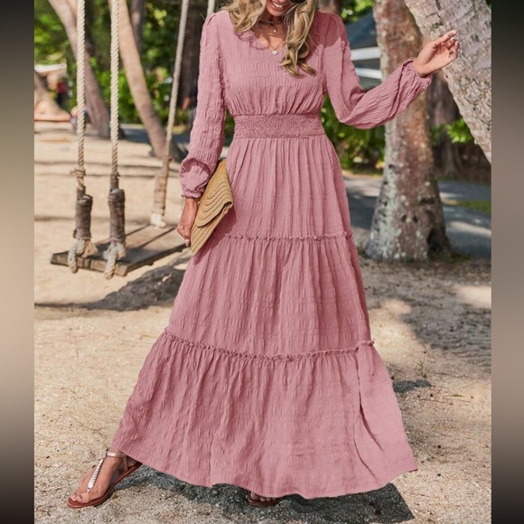 Dresses & Skirts - Boho ruffle hem fall dress